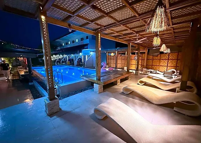Resort Signature Cecilia Garden