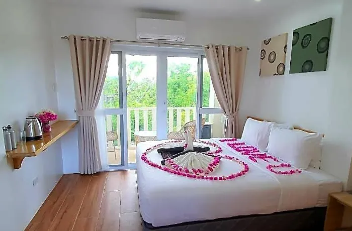 Resort Signature Cecilia Garden 2*